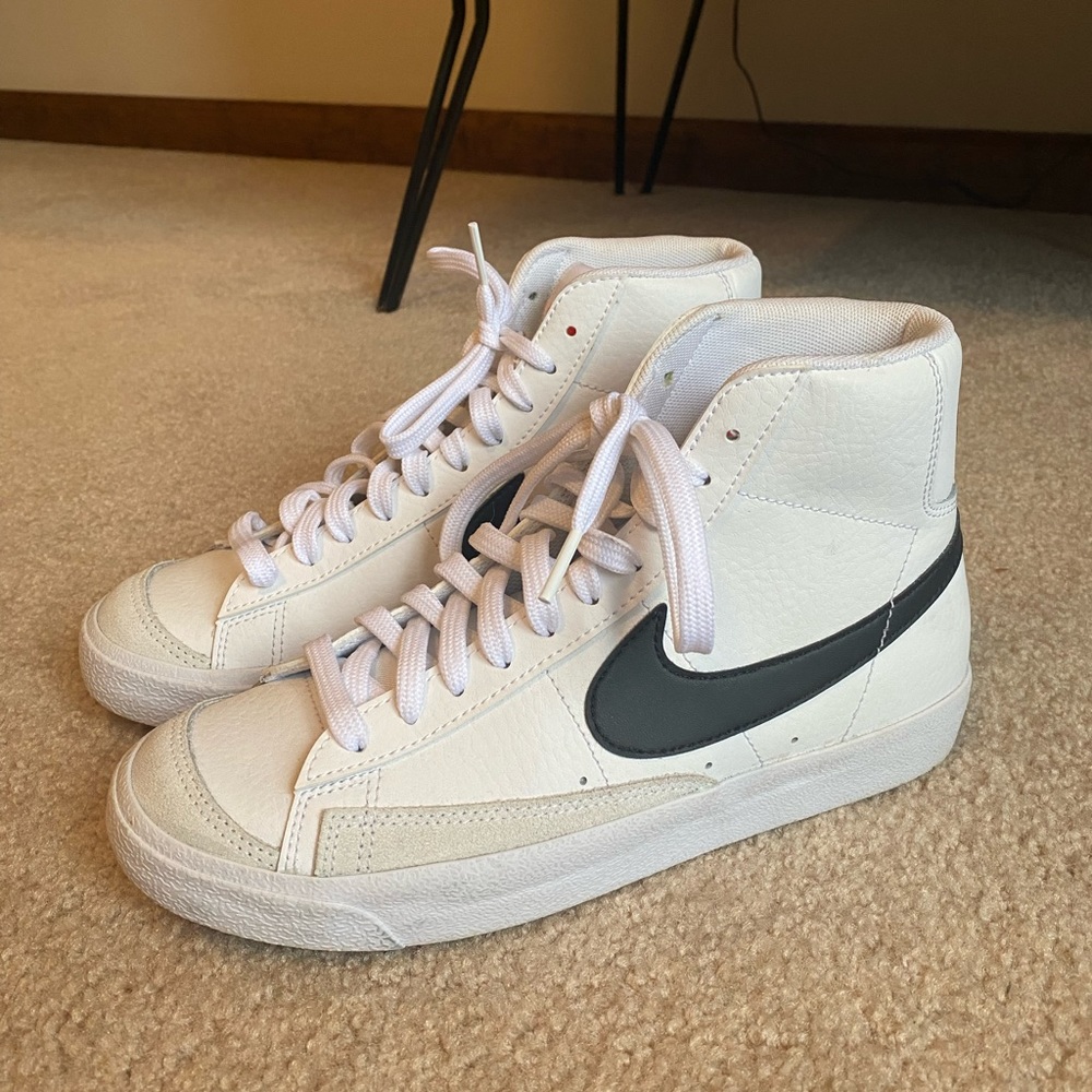 Nike ‘77 blazers
